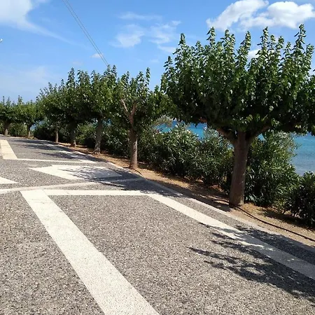 Sea & City - 10 Min Drive To The Beach & Athens Airport * Markópoulon