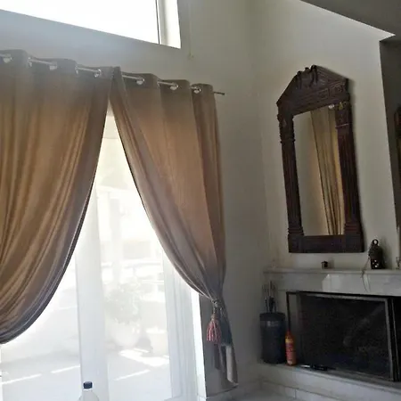 Appartamento Sea & City - 10 Min Drive To The Beach & Athens Airport